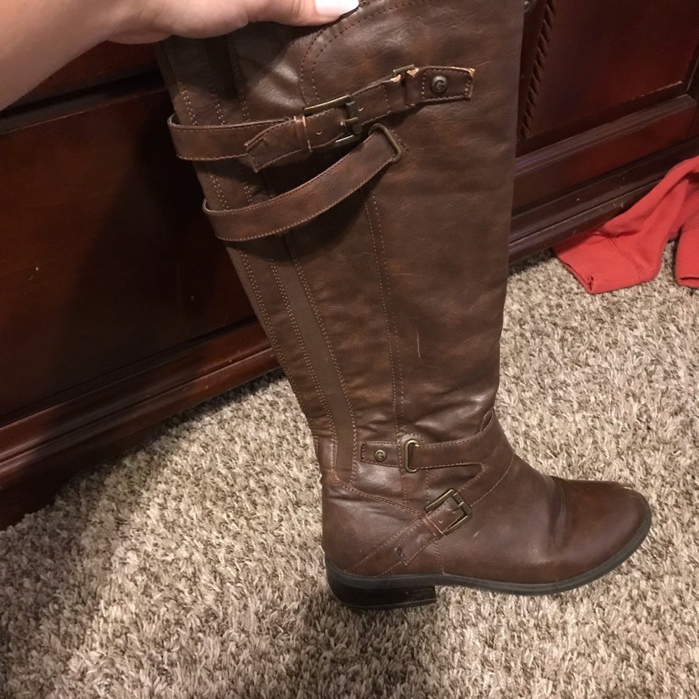 Brown zip up riding boots